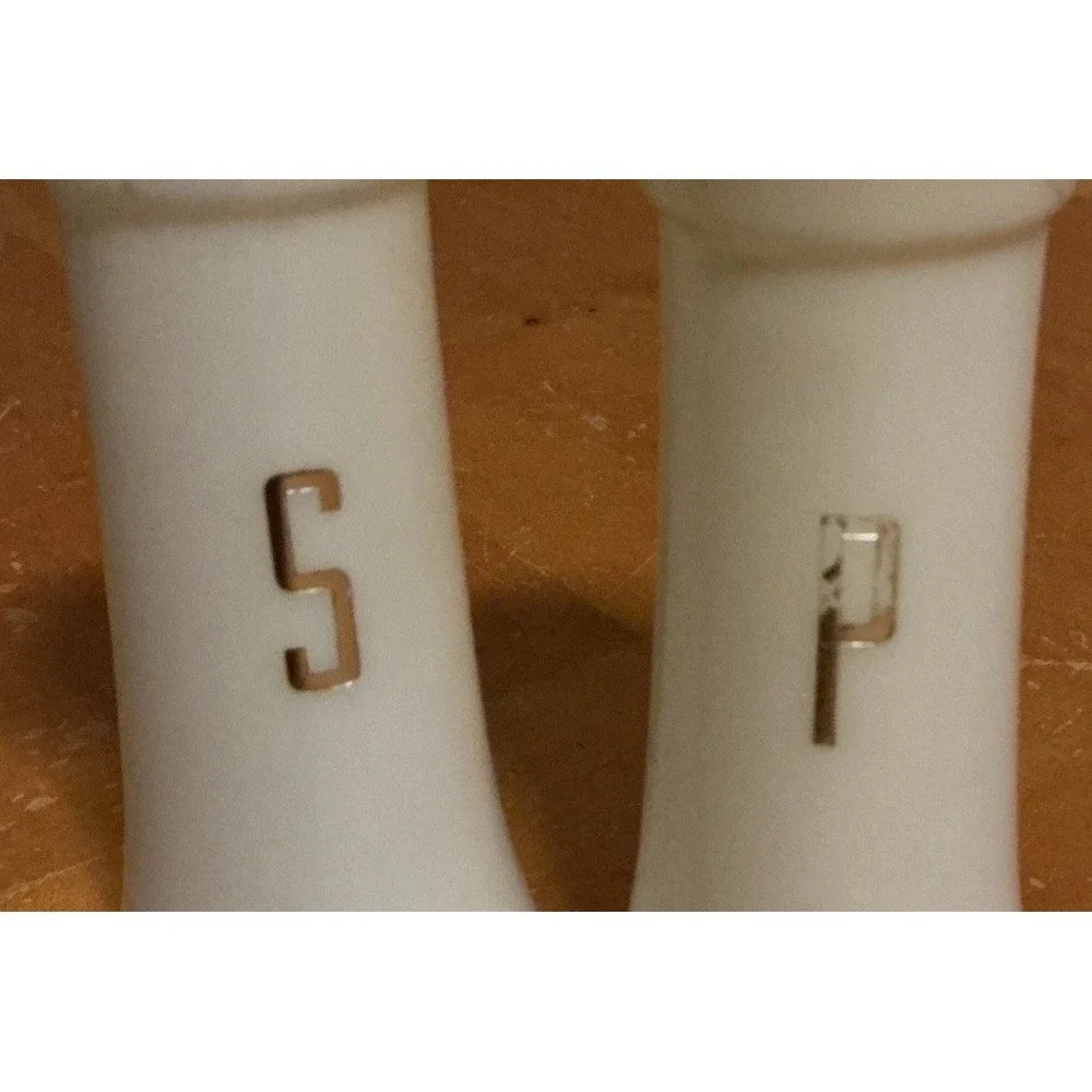 Vtg TUPPERWARE Hourglass Salt & Pepper‎ Shakers 6